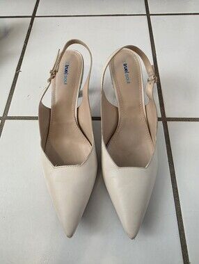 Novus Cream Pointed Slingback Heels